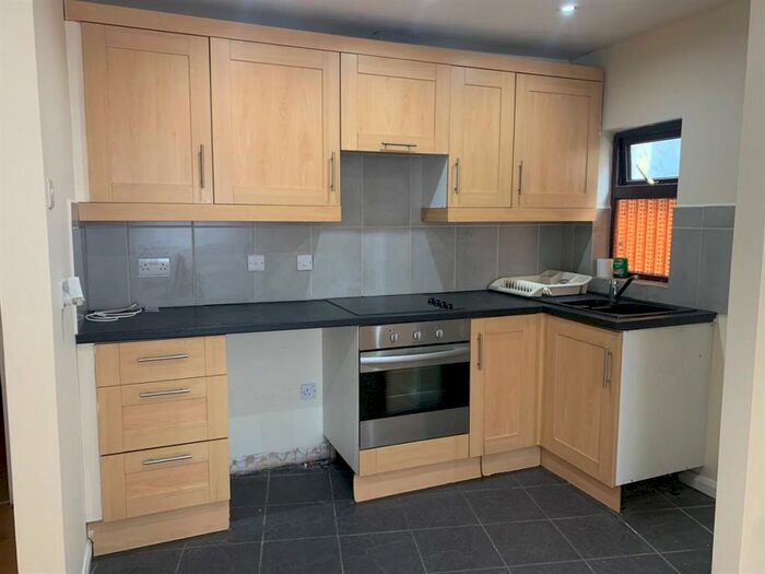 Flat To Rent In High Street, Chatteris, PE16