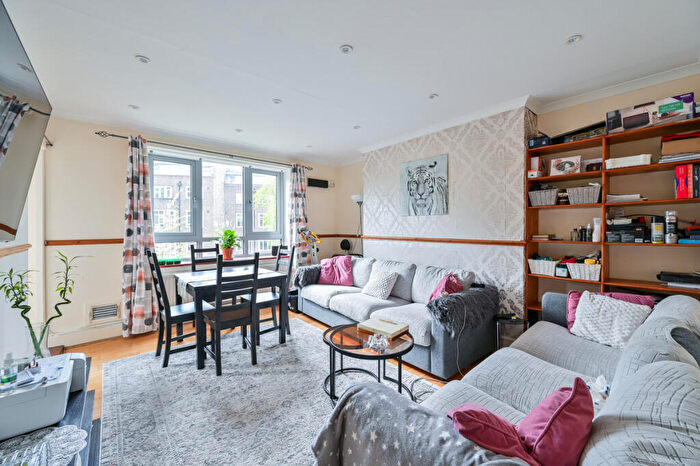 3 Bedroom Flat For Sale In West End Lane, London, NW6