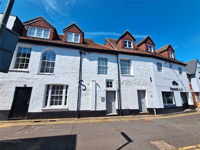 2 Bedroom Apartment To Rent In Great George Street, Godalming, Surrey, GU7
