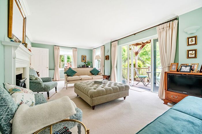 2 Bedroom End Of Terrace House For Sale In Remenham Row, Wargrave Road, Henley-On-Thames, Berkshire, RG9