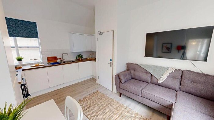 4 Bedroom Flat To Rent In Flat, /, Park Street, BS1