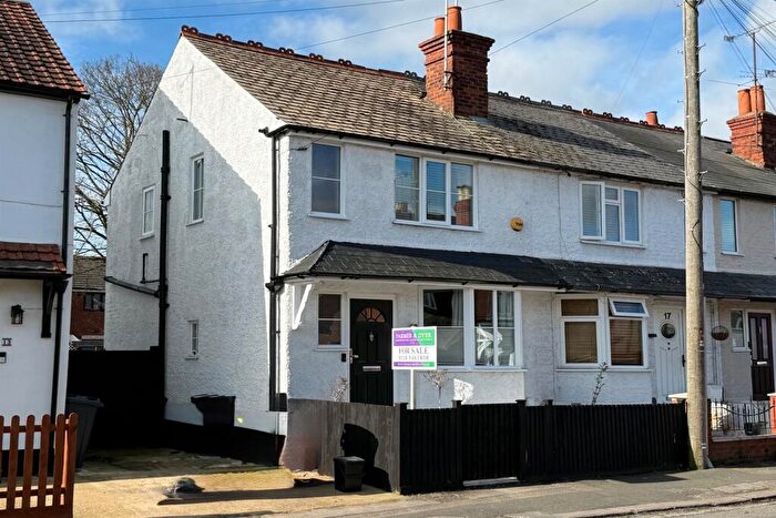 2 Bedroom Terraced House For Sale In St. Johns Road, Caversham, Reading, RG4