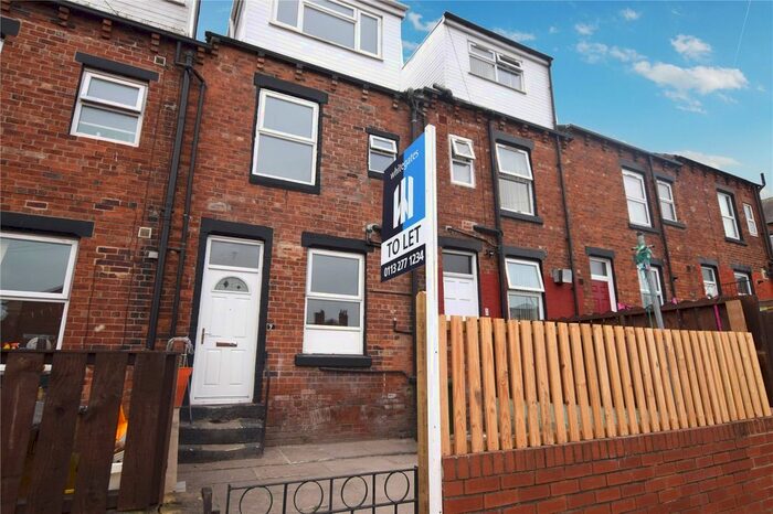 4 Bedroom Terraced House To Rent In Rowland Road, Beeston, Leeds, West Yorks LS11