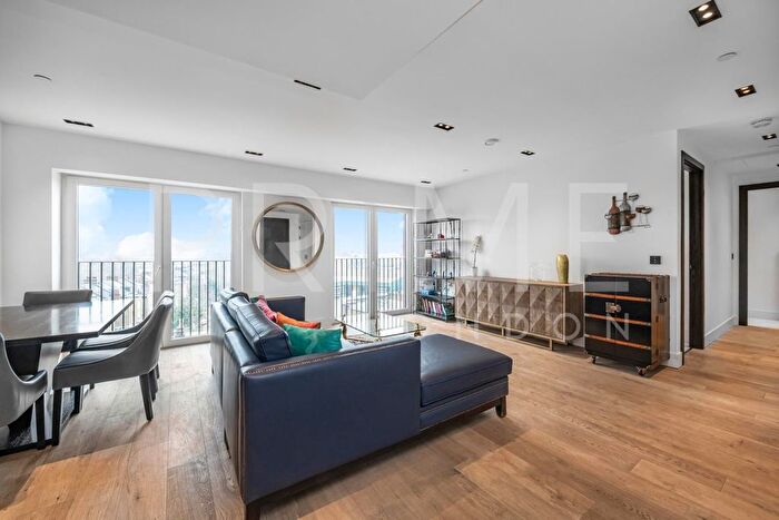 2 Bedroom Flat To Rent In Keybridge House, Exchange Gardens, Vauxhall, SW8