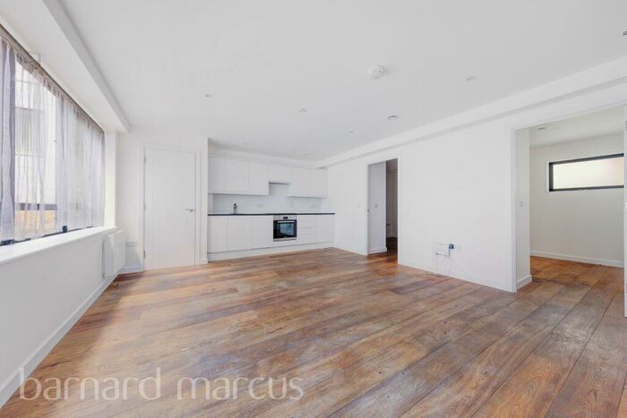 2 Bedroom Flat To Rent In Scarbrook Road, Croydon, CR0