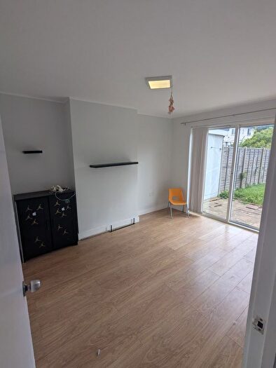 3 Bedroom Terraced House To Rent In Meopham Road, Mitcham, CR4