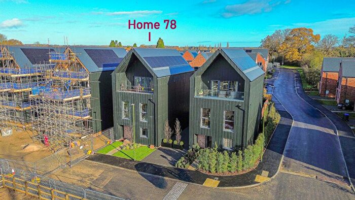 4 Bedroom Detached House For Sale In Scaynes Hill Road, Lindfield, RH16