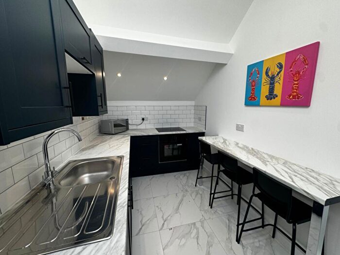 7 Bedroom House To Rent In Smithdown Road, Liverpool, L7