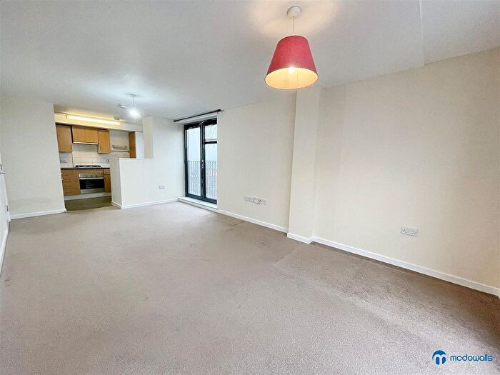 2 Bedroom Flat To Rent In Axe Street, Barking, London, IG11