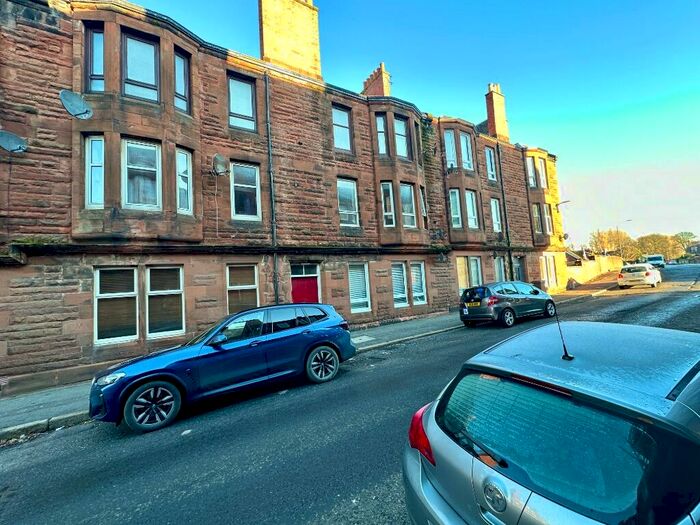 2 Bedroom Flat To Rent In Craigie Avenue, Ayr, South Ayrshire, KA8