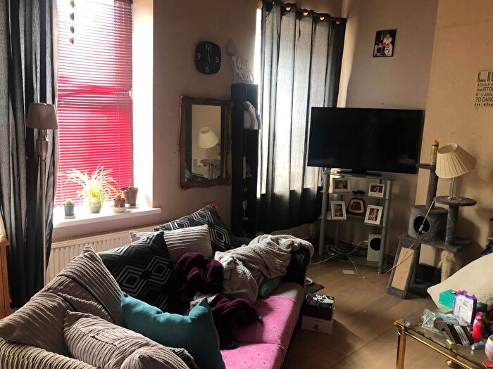 2 Bedroom Terraced House For Sale In Crythan Road, Neath, SA11