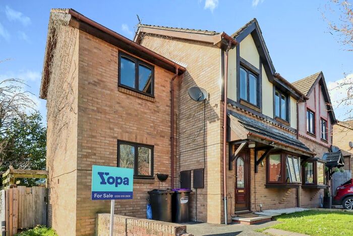 4 Bedroom Semi-Detached House For Sale In Riddings Meadow, Ludlow, SY8