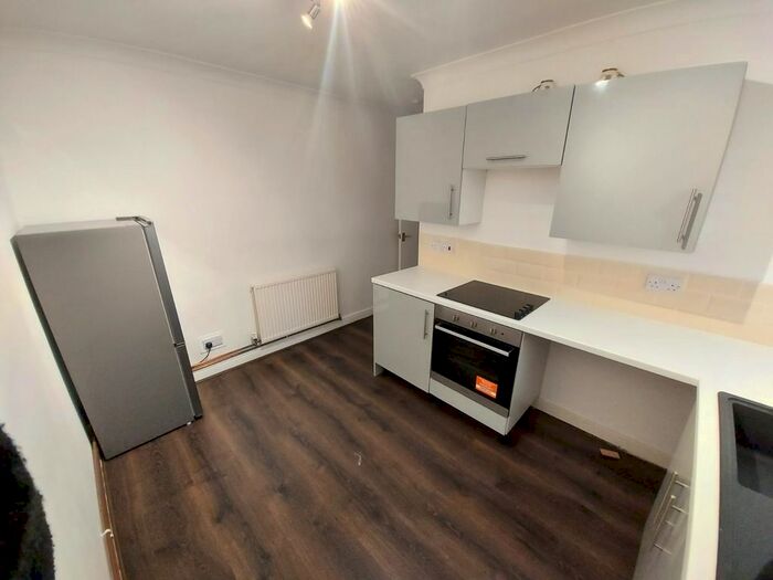 1 Bedroom Flat To Rent In Crammavill St, Grays RM16