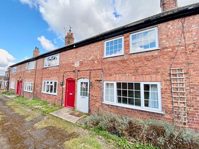 4 Bedroom Character Property For Sale In Character Cottage - Sought After Village Of Skillington, NG33