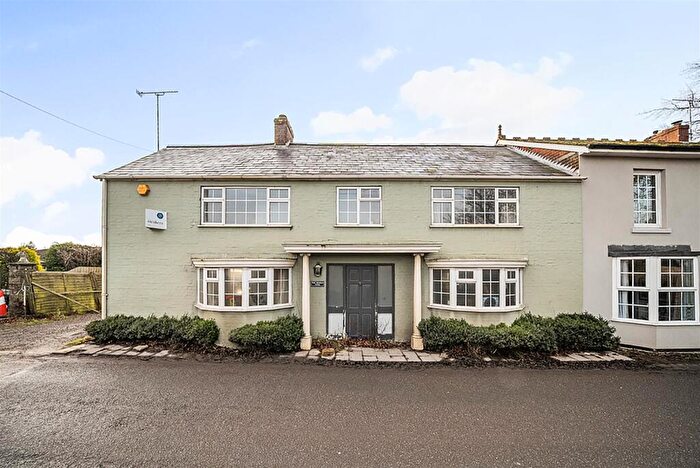 4 Bedroom Semi-Detached House For Sale In Little Salisbury, Pewsey, SN9