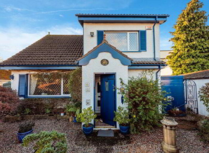 2 Bedroom Detached House For Sale In Pirrie Road, Belfast, BT4