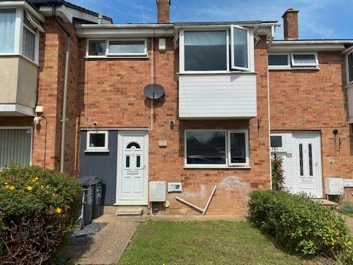 3 Bedroom Terraced House To Rent In Eastways, Canvey Island, SS8