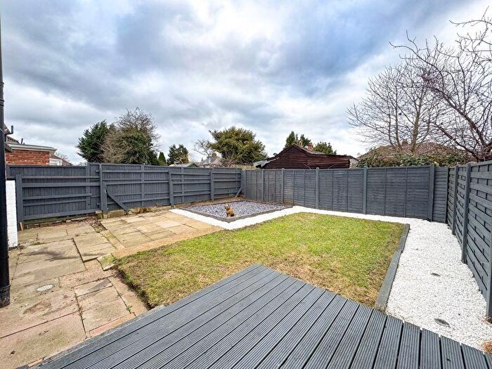 3 Bedroom End Of Terrace House For Sale In Antrim Way, Scartho, DN33