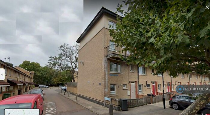 3 Bedroom Flat To Rent In Alexandra Street, London, SE14