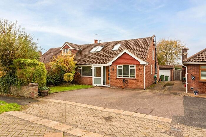 3 Bedroom Property For Sale In Wood Lane, Small Dole, Henfield, BN5