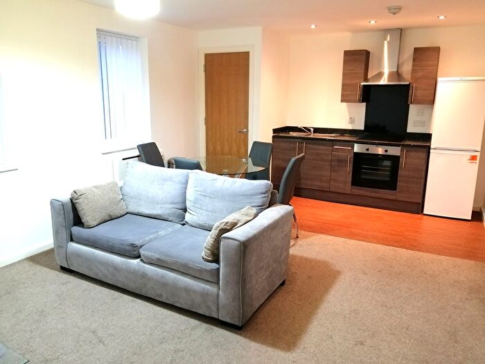 1 Bedroom Flat To Rent In Seymour Grove, Old Trafford, Manchester, M16
