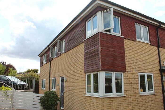 2 Bedroom Maisonette To Rent In Ground Floor - Bedroom Furnished Maisonette, Oxford, OX3