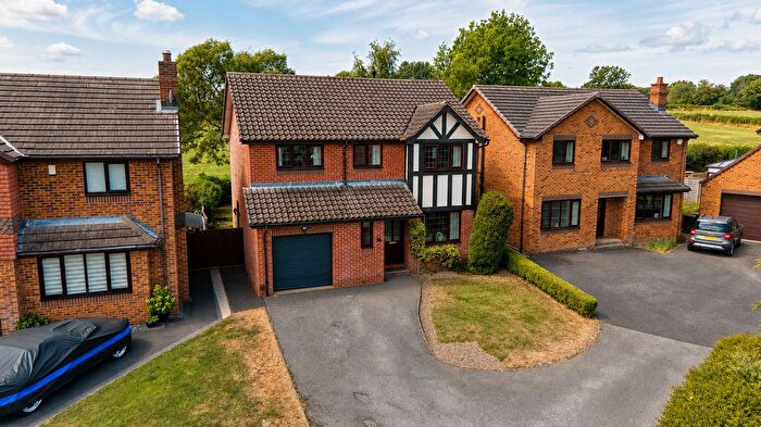 4 Bedroom Detached House For Sale In Spring House Close, Ashgate, S42