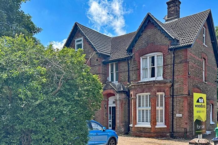 1 Bedroom Flat For Sale In Frenches Road, Redhill, RH1