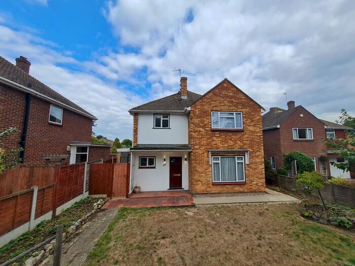 3 Bedroom House To Rent In London Road, Maidstone, ME16