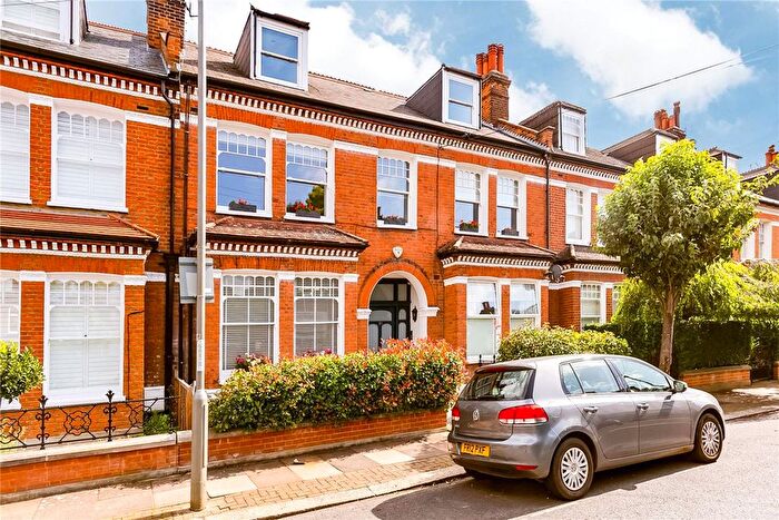 2 Bedroom Flat To Rent In Manville Road, London, SW17