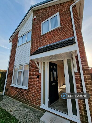 3 Bedroom Detached House To Rent In Morpeth Close, Washington, NE38