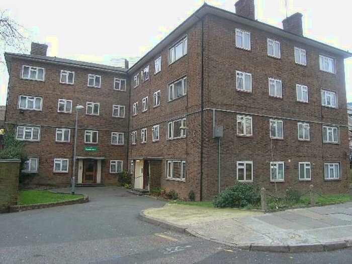 4 Bedroom Duplex To Rent In Abbey Road, St John's Wood, NW8