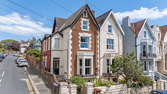 2 Bedroom Flat For Sale In Church Road, St. Leonards-On-Sea, TN37