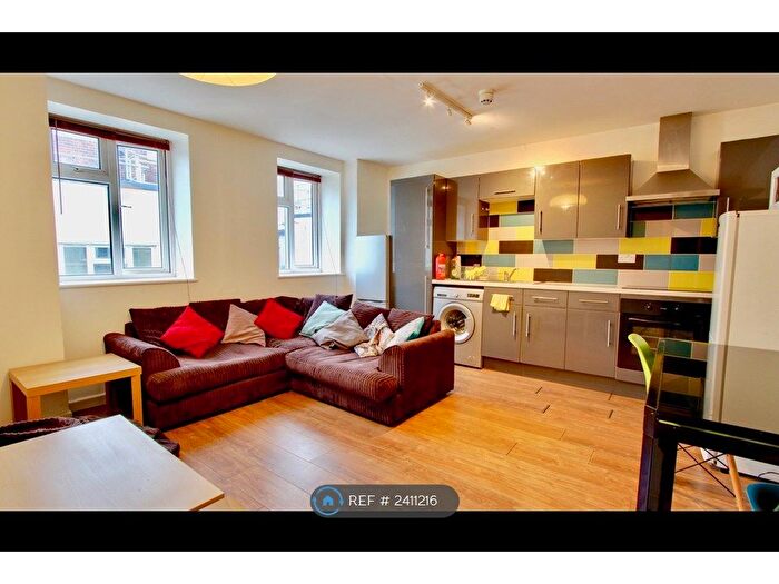 5 Bedroom Flat To Rent In Baldwin Lofts, Bristol, BS1