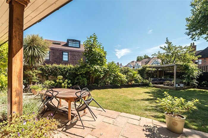 5 Bedroom Detached House To Rent In Woodfield Avenue, London, SW16