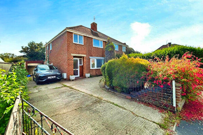 3 Bedroom Semi-Detached House To Rent In Yarborough Road, Wyberton, PE21