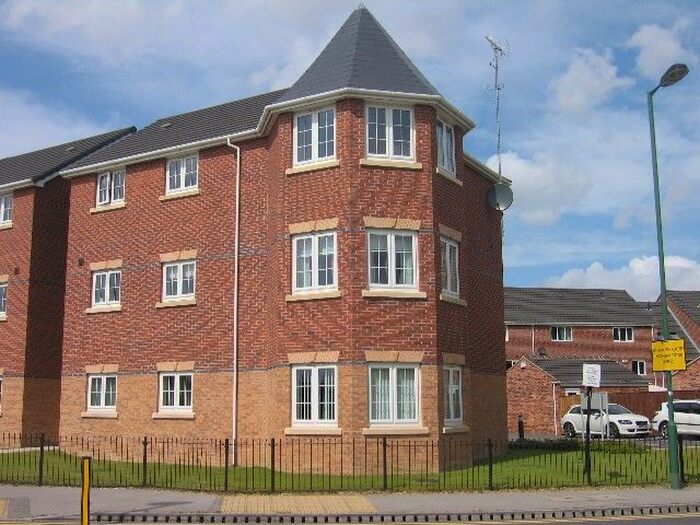 2 Bedroom Flat To Rent In Linn Park, Kingswood, Hull, HU7