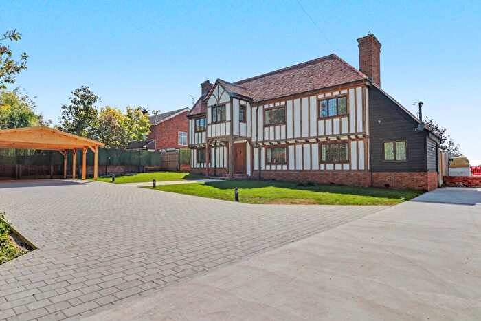 5 Bedroom Detached House For Sale In Shopland Hall Road, Rochford, SS4