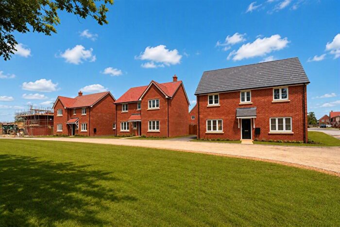 4 Bedroom Detached House For Sale In Buckenham Road, Attleborough, NR17