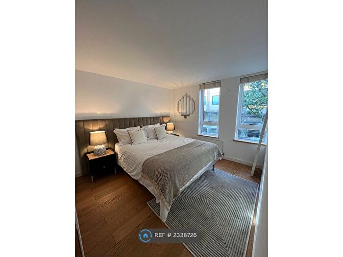 2 Bedroom Flat To Rent In Odhams Walk, London, WC2H