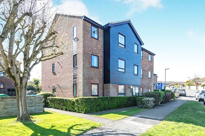 1 Bedroom Flat To Rent In Elmfield House, Kingfisher Drive, GU4