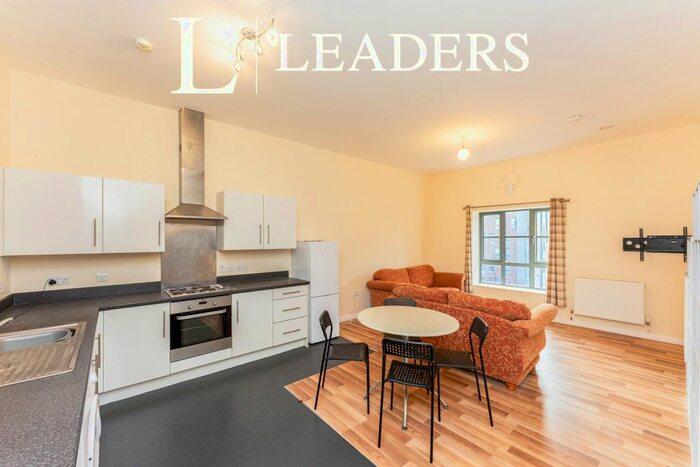 2 Bedroom Flat To Rent In Station Road, Chester, CH1