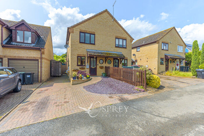 2 Bedroom Semi-Detached House For Sale In Old Dry Lane, Brigstock, Northamptonshire, NN14