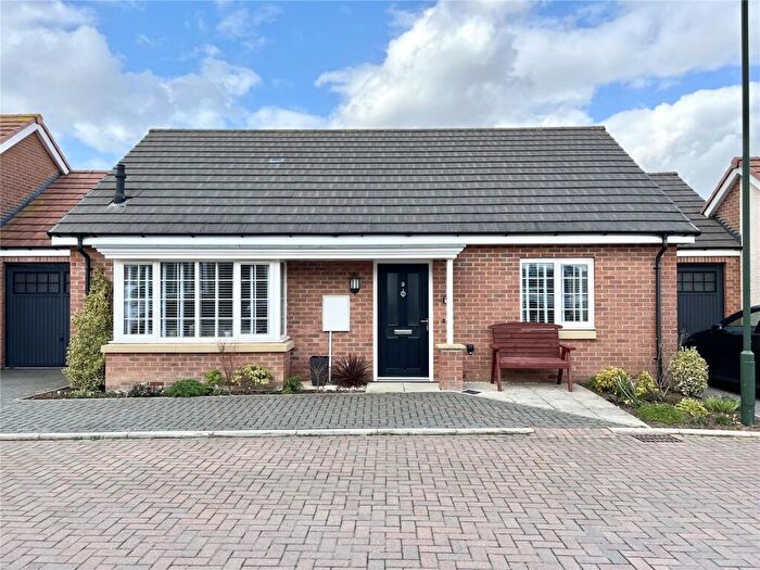 2 Bedroom Bungalow For Sale In Sycamore Way, Humberston, DN36