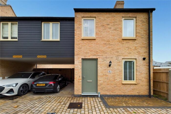 2 Bedroom Link Detached House To Rent In Samuel Emery Mews, St. Neots, Cambridgeshire, PE19