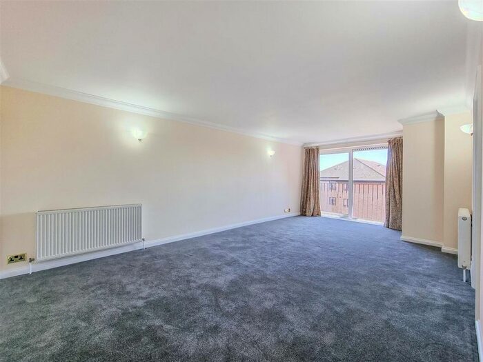 1 Bedroom Flat To Rent In The Broadway, London, SW19