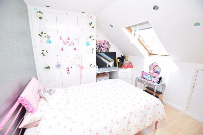 4 Bedroom Semi-Detached House To Rent In Sandling Village, Maidstone, ME14