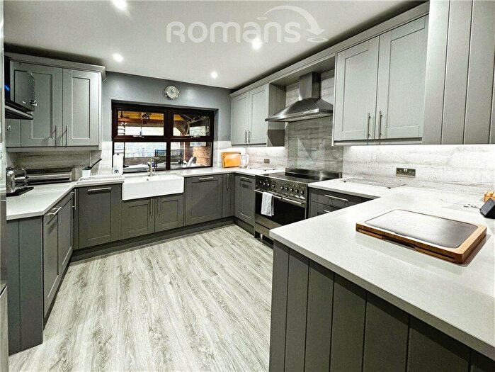 3 Bedroom End Of Terrace House For Sale In College Road, College Town, Sandhurst, GU47