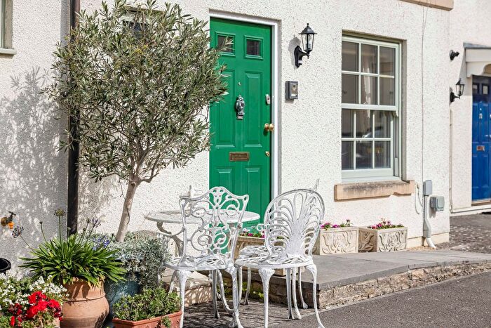 3 Bedroom Detached House For Sale In Bingham Close, Cirencester, Gloucestershire, GL7