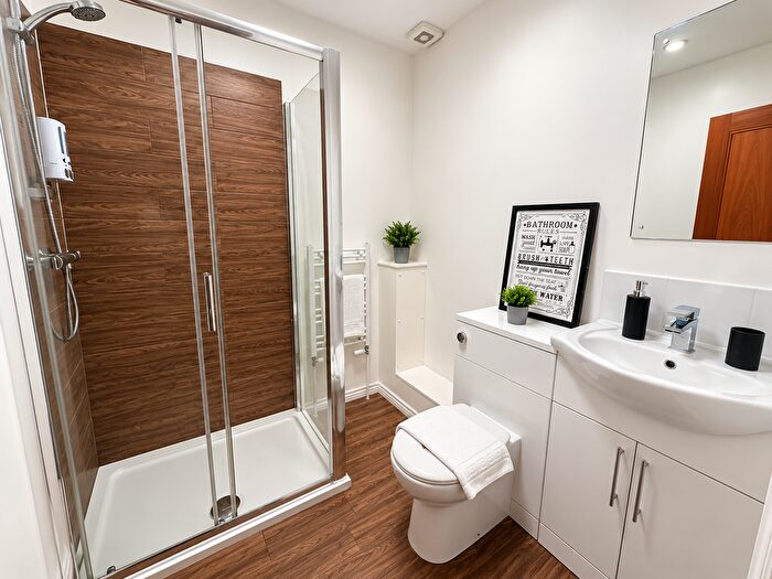 Property To Rent In Castleford, WF10